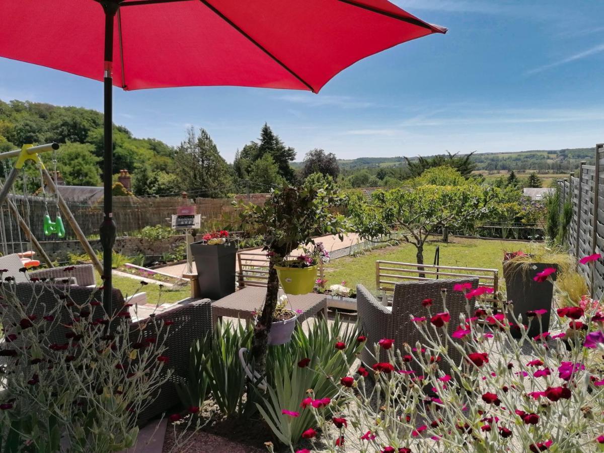 Gites Les Petits Chateaux Bourré Exterior foto